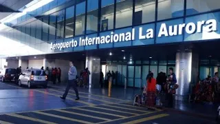 aeropuerto internacional aurora.jpg 1196367047 1